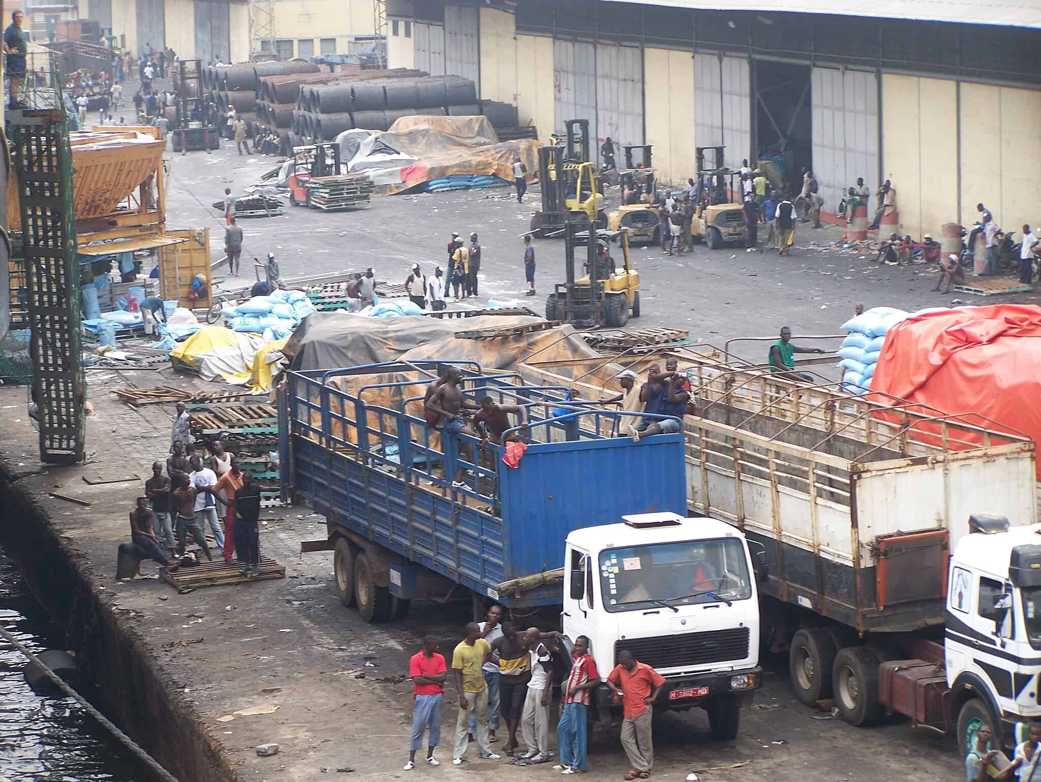 Côte d'Ivoire Diaper Bales